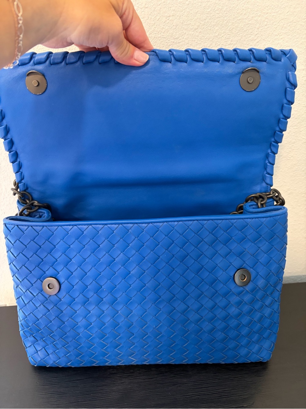 Bottega Veneta Blue Intrecciato Leather Large Olimpia Bag - Picture 5 of 16